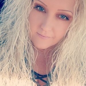 Meet your Posher, Gwen